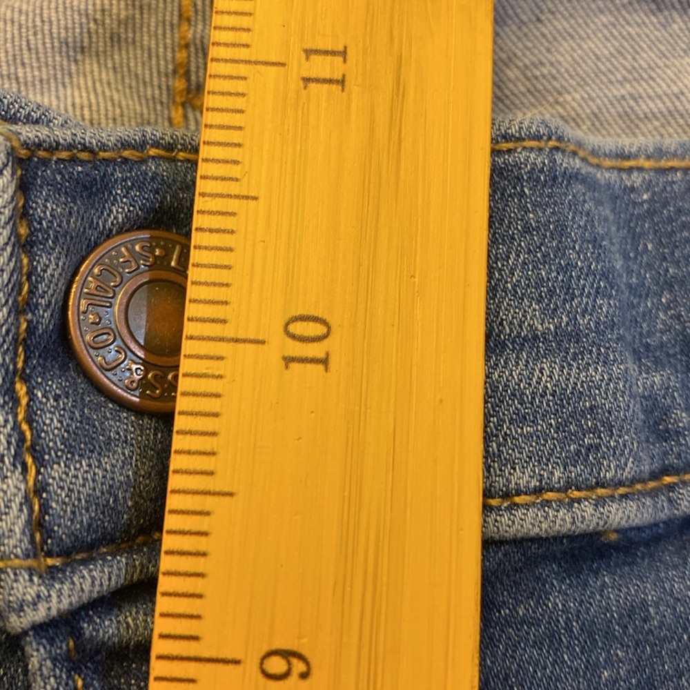 Levi’s 720 High-Rise Super Skinny Distressed Jeans  - Size 31✨ - Picture 6 of 14